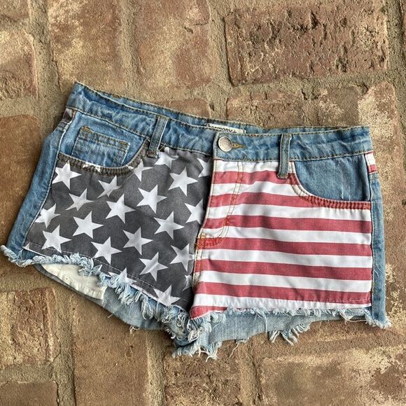 Harmony + Havoc Junior Cutoff Raw Hem Flag Jean Shorts Size 7 - Picture 7 of 10